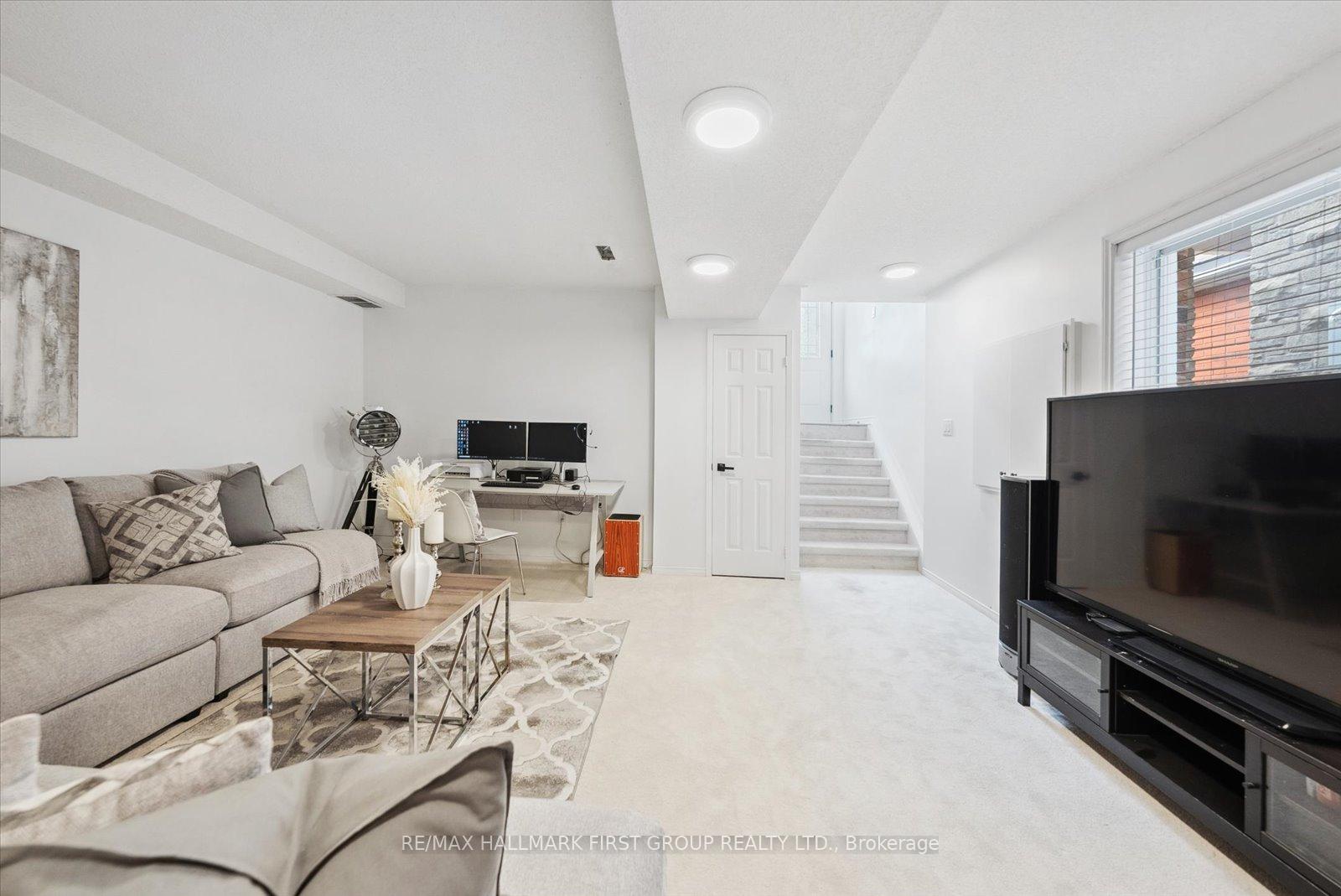 Photo 16 of 1647 Autumn Crescent E, Pickering, Amberlea — HOMEH