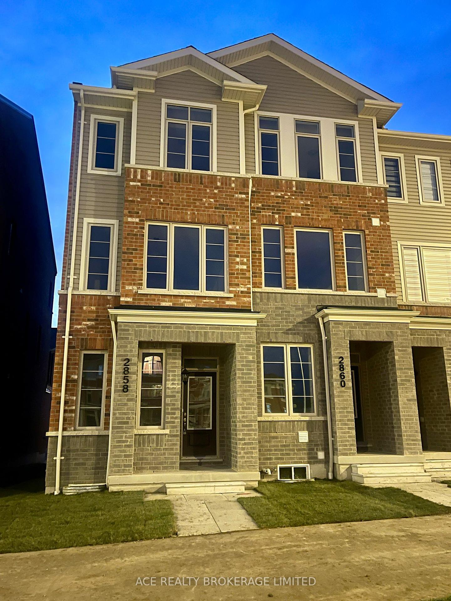 Photo 1 of 2858 Whites Road, Pickering, Rural Pickering — HOMEH