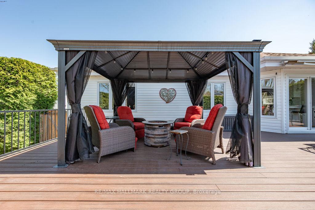 Photo 5 of 230 Vanier Crescent, Renfrew — HOMEH