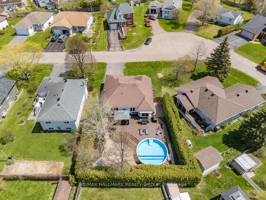 Photo 39 of 230 Vanier Crescent, Renfrew — HOMEH