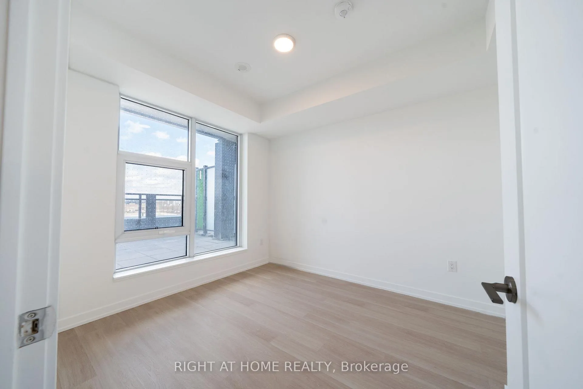 Photo 13 of Unit 211, 9751 Markham Road, Markham, Greensborough — HOMEH