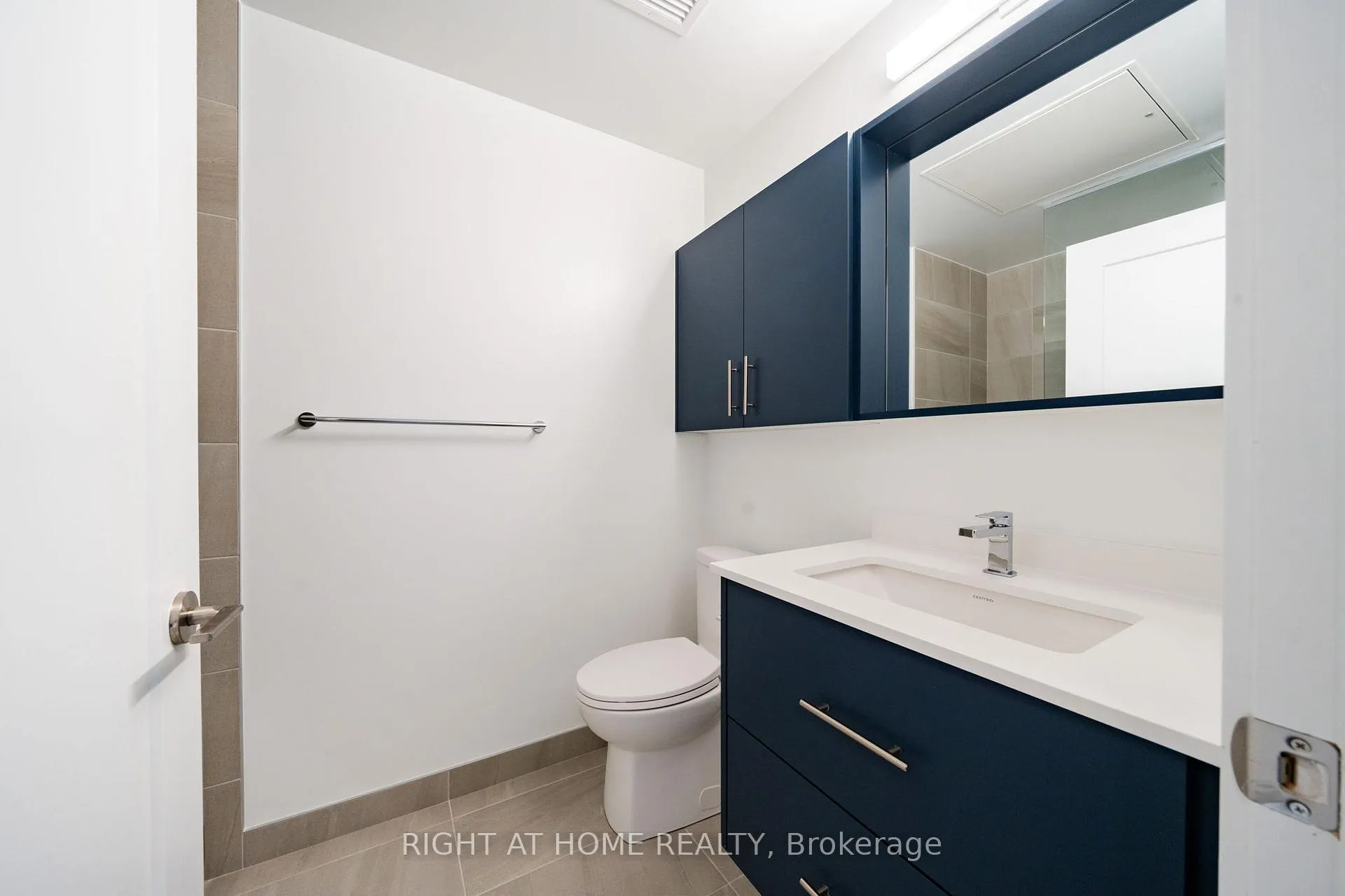 Photo 15 of Unit 211, 9751 Markham Road, Markham, Greensborough — HOMEH