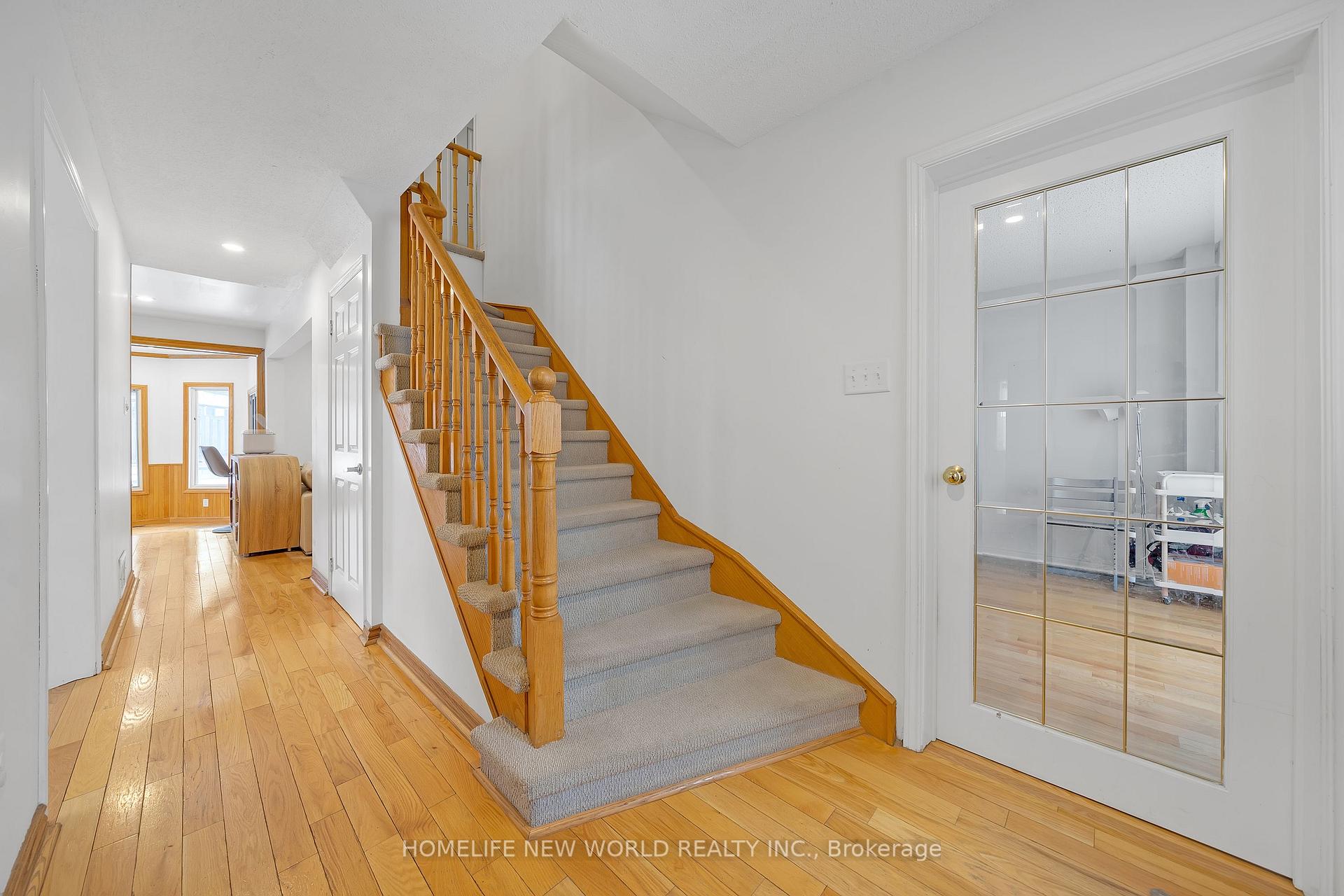 Photo 3 of 2024 Cedarwood Court, Pickering, Liverpool — HOMEH