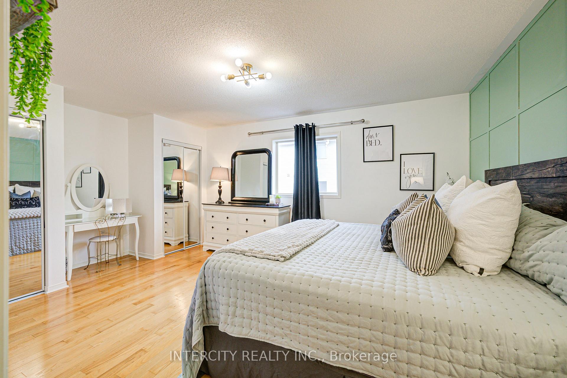 Photo 22 of 372 Sparrow Circle, Pickering, Highbush — HOMEH
