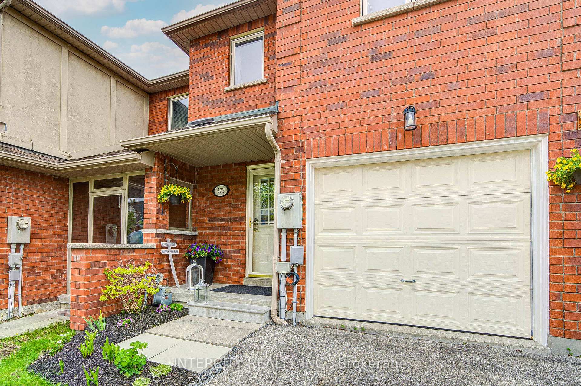 Photo 42 of 372 Sparrow Circle, Pickering, Highbush — HOMEH