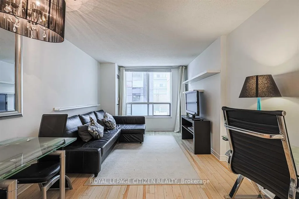 Photo 4 of Unit 501, 168 Simcoe Street, Toronto, Waterfront Communities — HOMEH