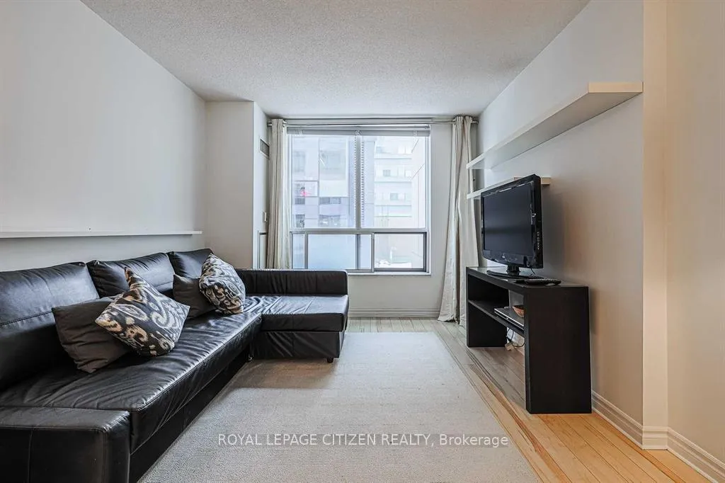 Photo 6 of Unit 501, 168 Simcoe Street, Toronto, Waterfront Communities — HOMEH