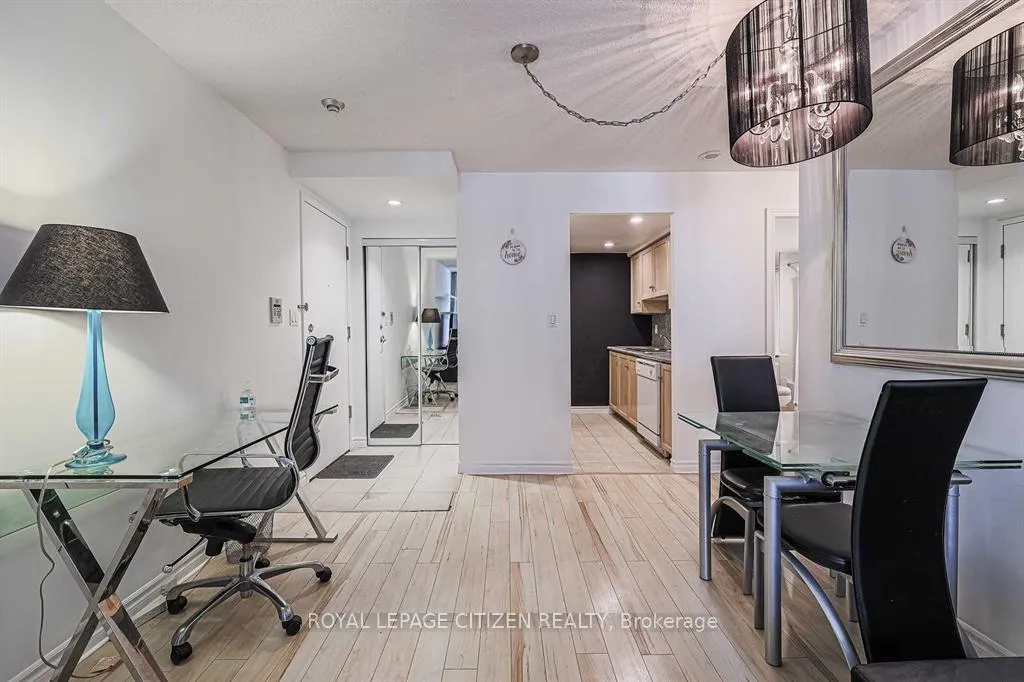 Photo 8 of Unit 501, 168 Simcoe Street, Toronto, Waterfront Communities — HOMEH