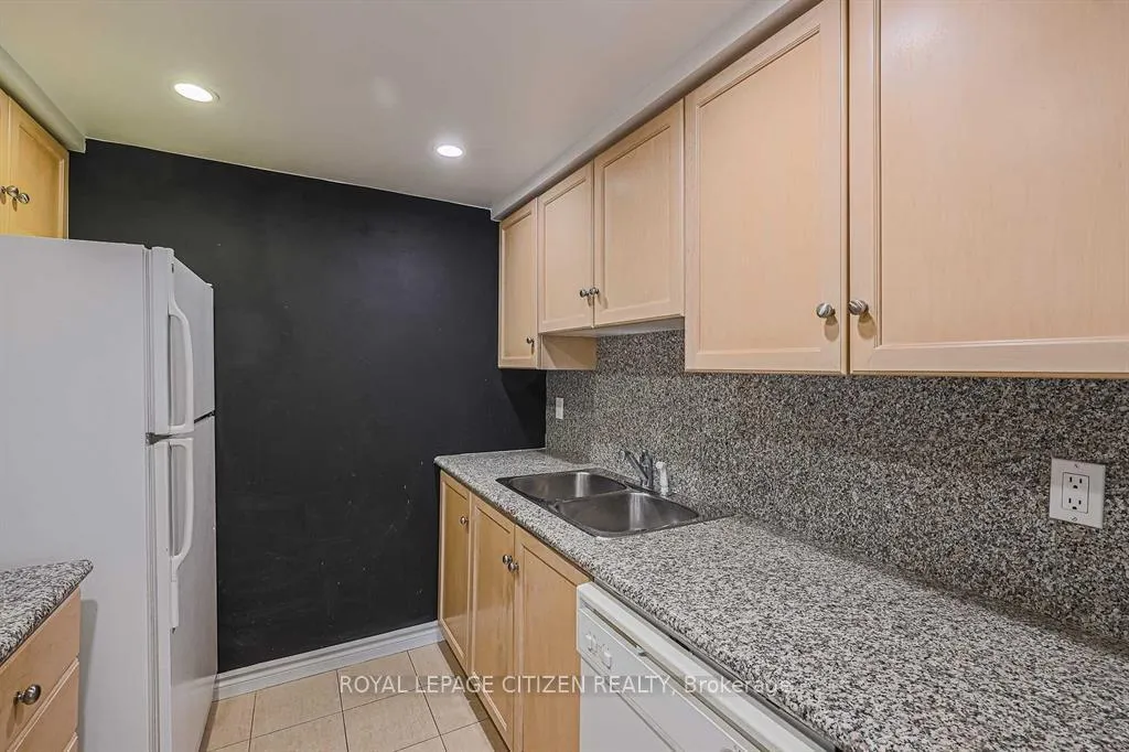 Photo 12 of Unit 501, 168 Simcoe Street, Toronto, Waterfront Communities — HOMEH