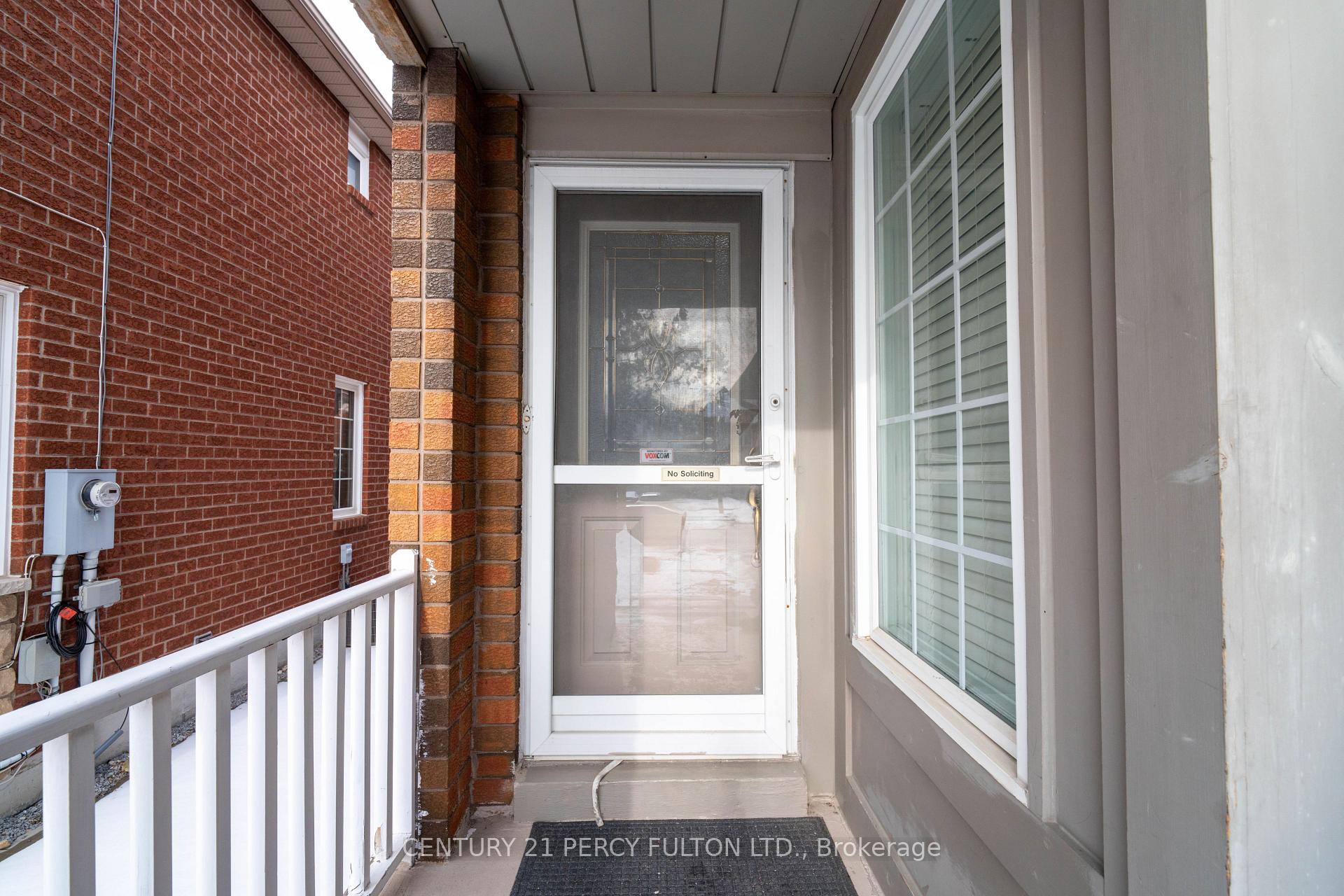 Photo 3 of 1631 Autumn Crescent, Pickering, Amberlea — HOMEH
