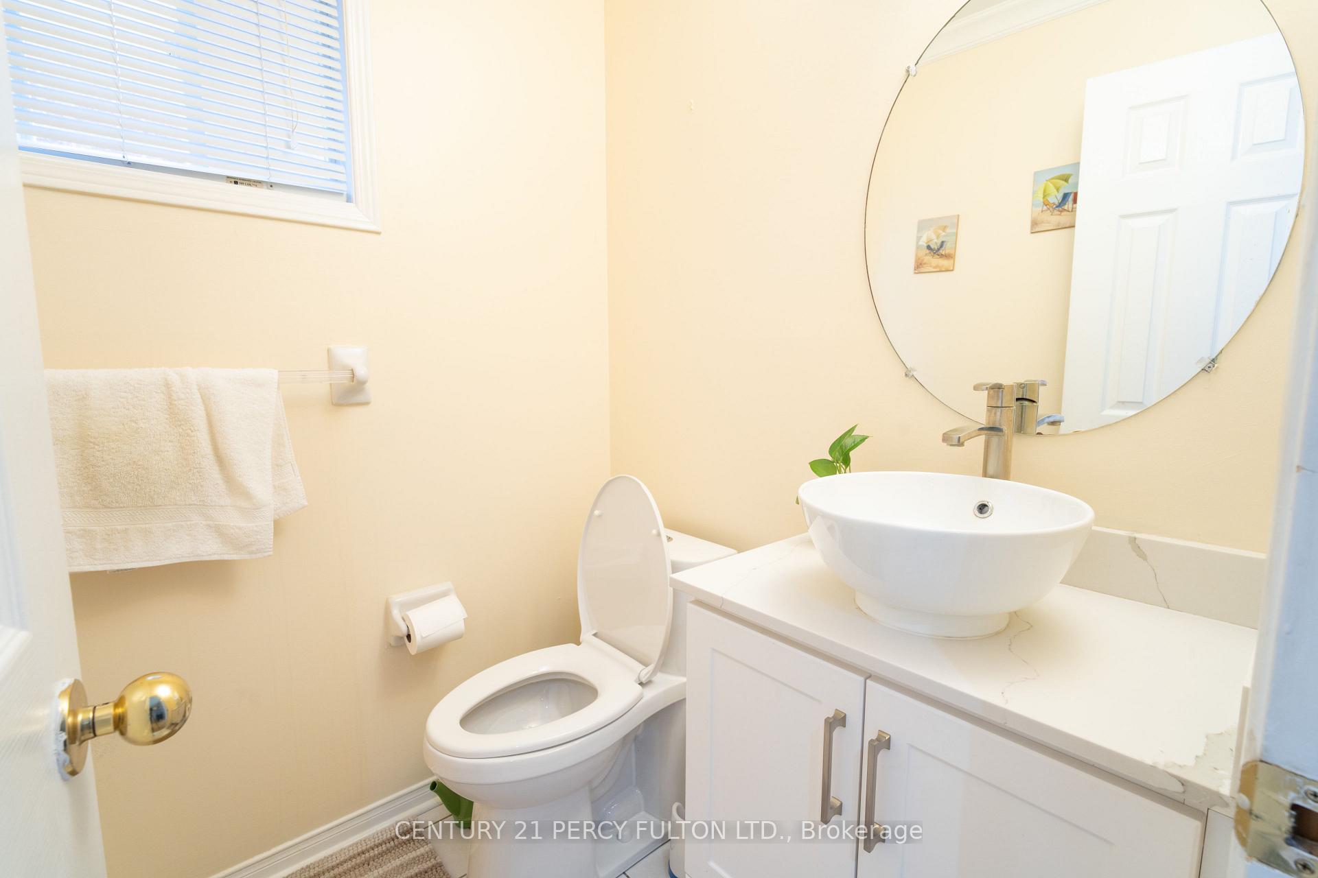 Photo 11 of 1631 Autumn Crescent, Pickering, Amberlea — HOMEH