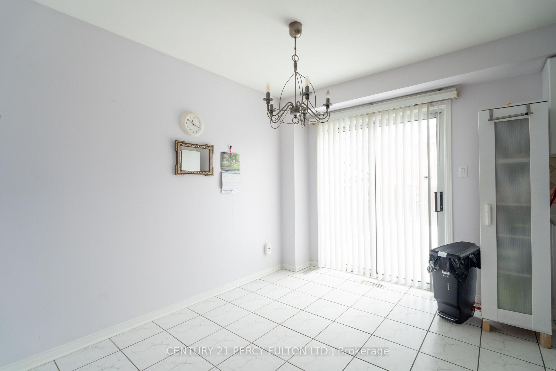 Photo 14 of 1631 Autumn Crescent, Pickering, Amberlea — HOMEH