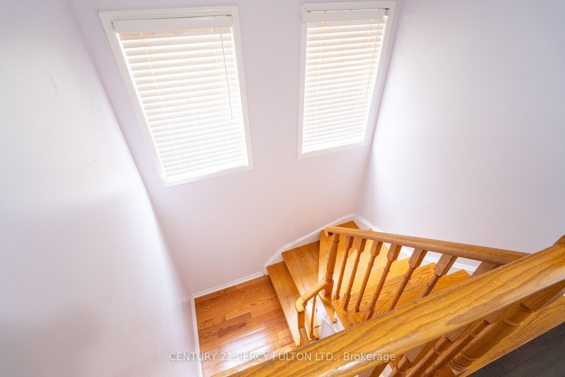 Photo 17 of 1631 Autumn Crescent, Pickering, Amberlea — HOMEH