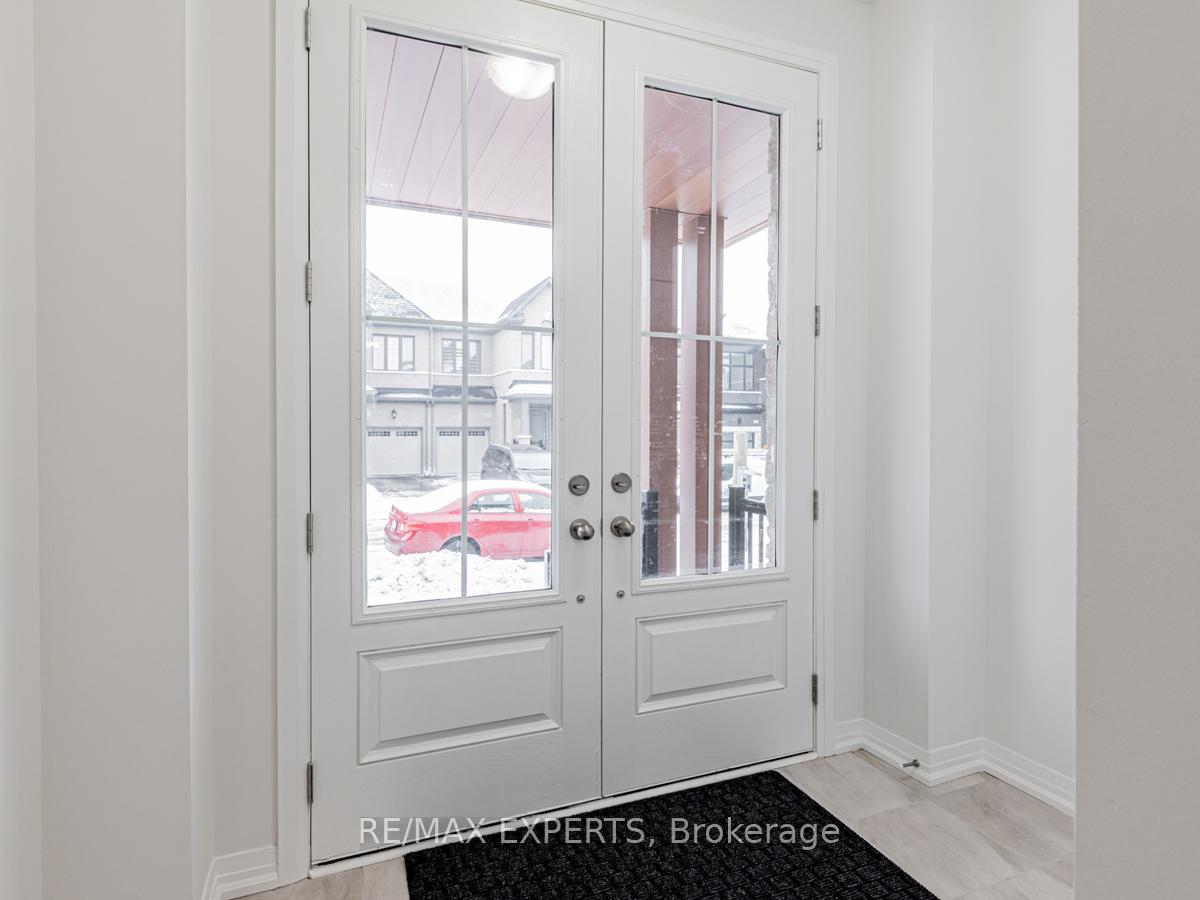 Photo 5 of 2936 Nakina Street, Pickering, Rural Pickering — HOMEH