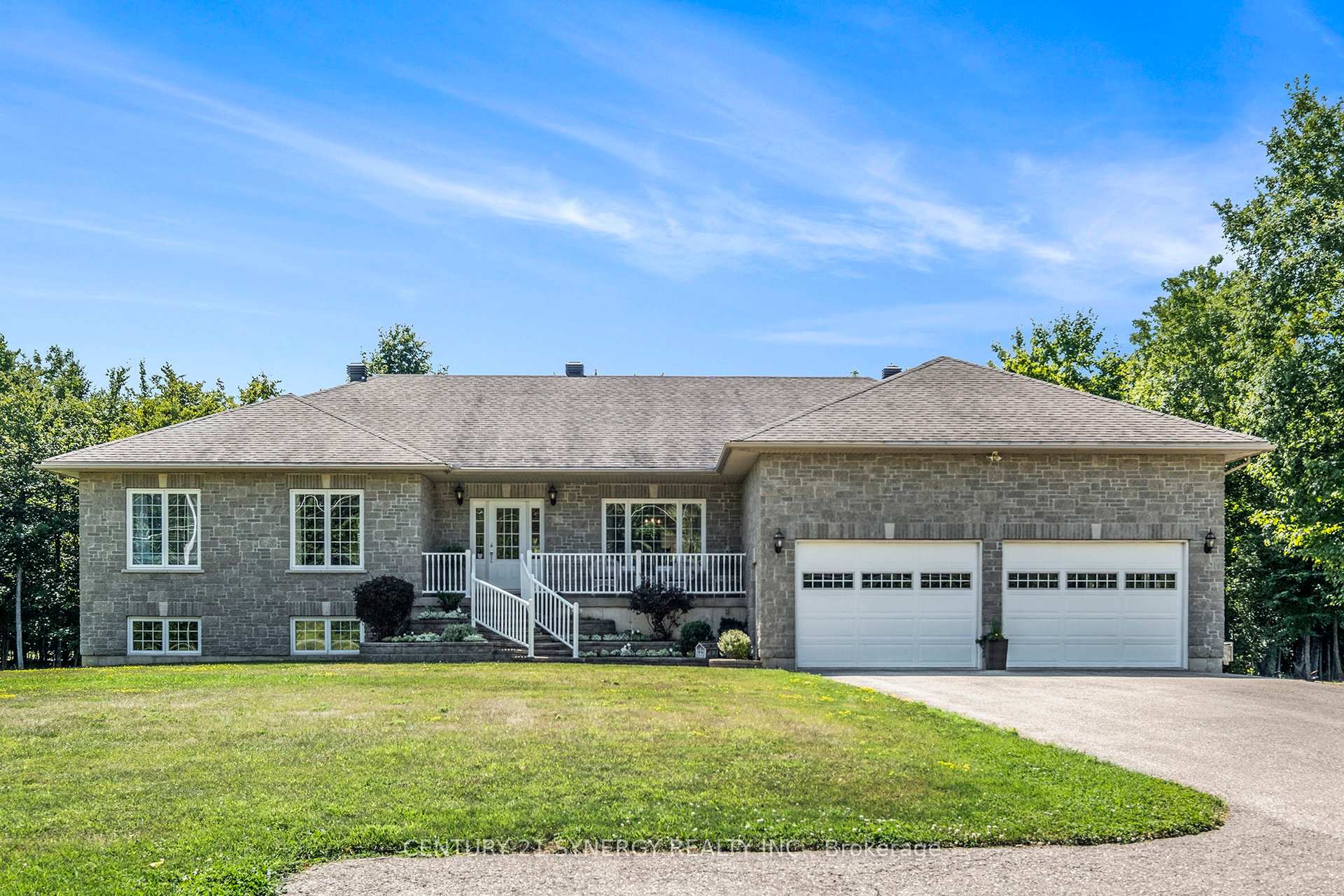 Front of 151 Golf Club Road