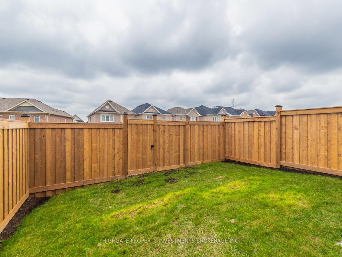 Photo 24 of 1147 Dragonfly Avenue, Pickering, Rural Pickering — HOMEH