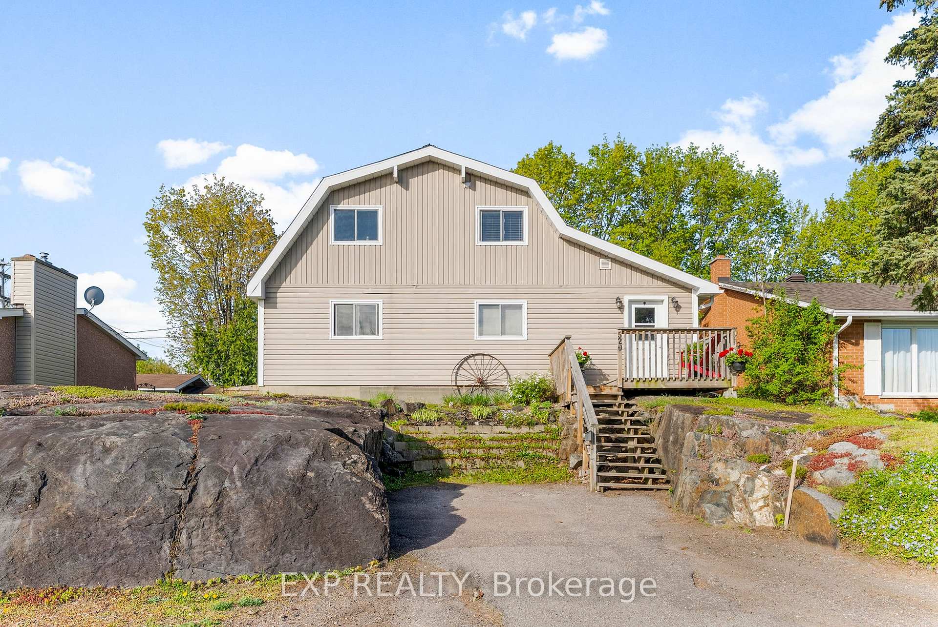 Photo 1 of 520 Fortington Street, Renfrew — HOMEH