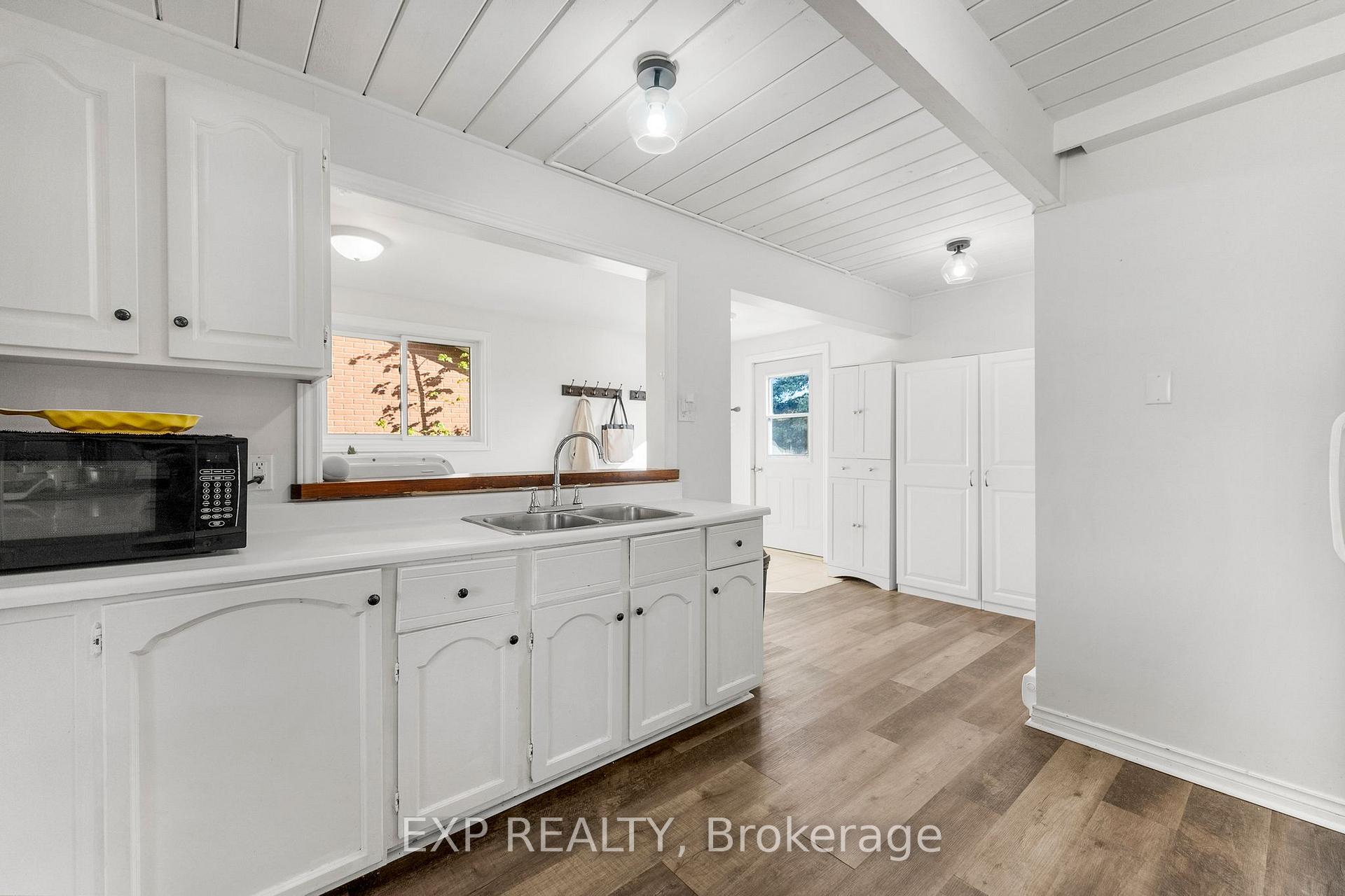 Photo 10 of 520 Fortington Street, Renfrew — HOMEH