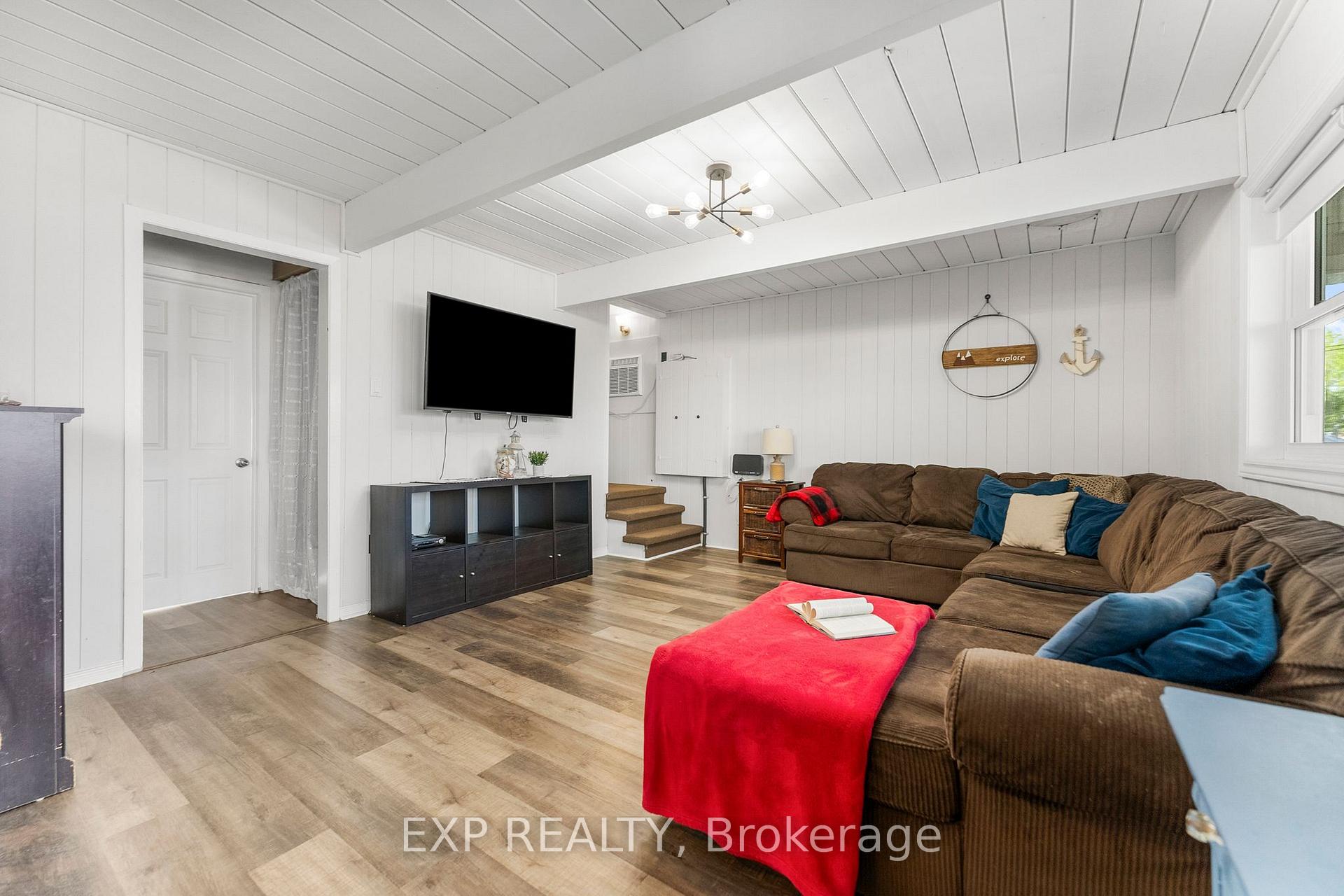 Photo 14 of 520 Fortington Street, Renfrew — HOMEH