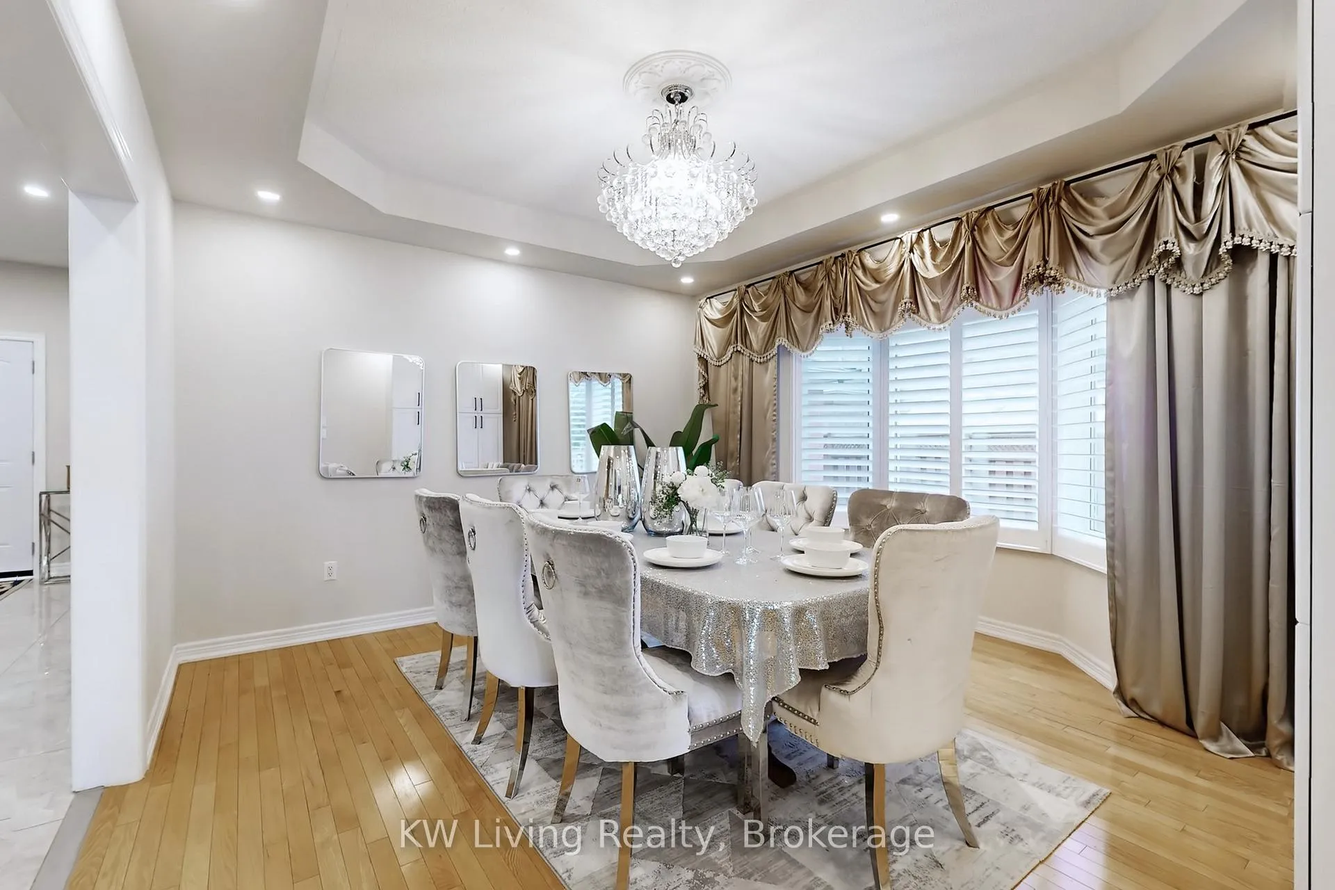 Photo 11 of 94 Silver Rose Crescent, Markham, Cachet — HOMEH