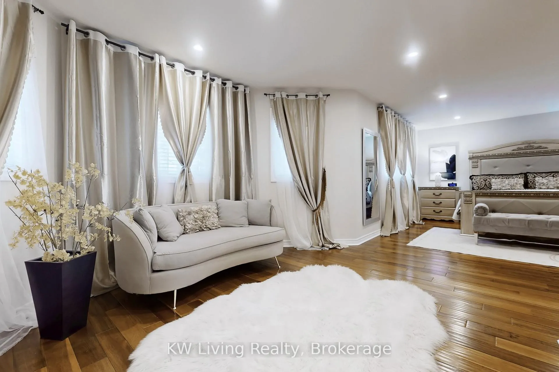 Photo 31 of 94 Silver Rose Crescent, Markham, Cachet — HOMEH