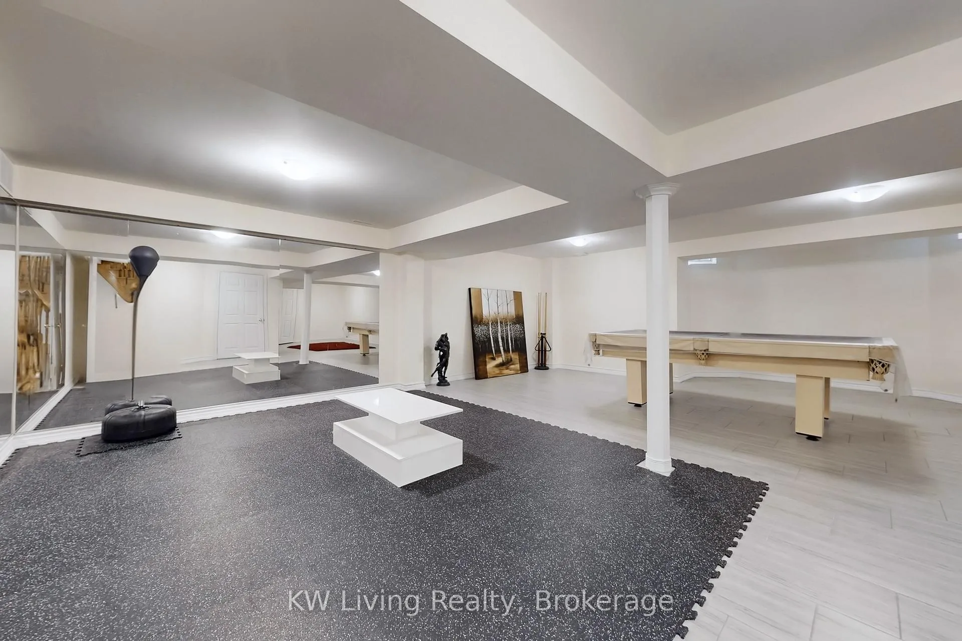 Photo 45 of 94 Silver Rose Crescent, Markham, Cachet — HOMEH