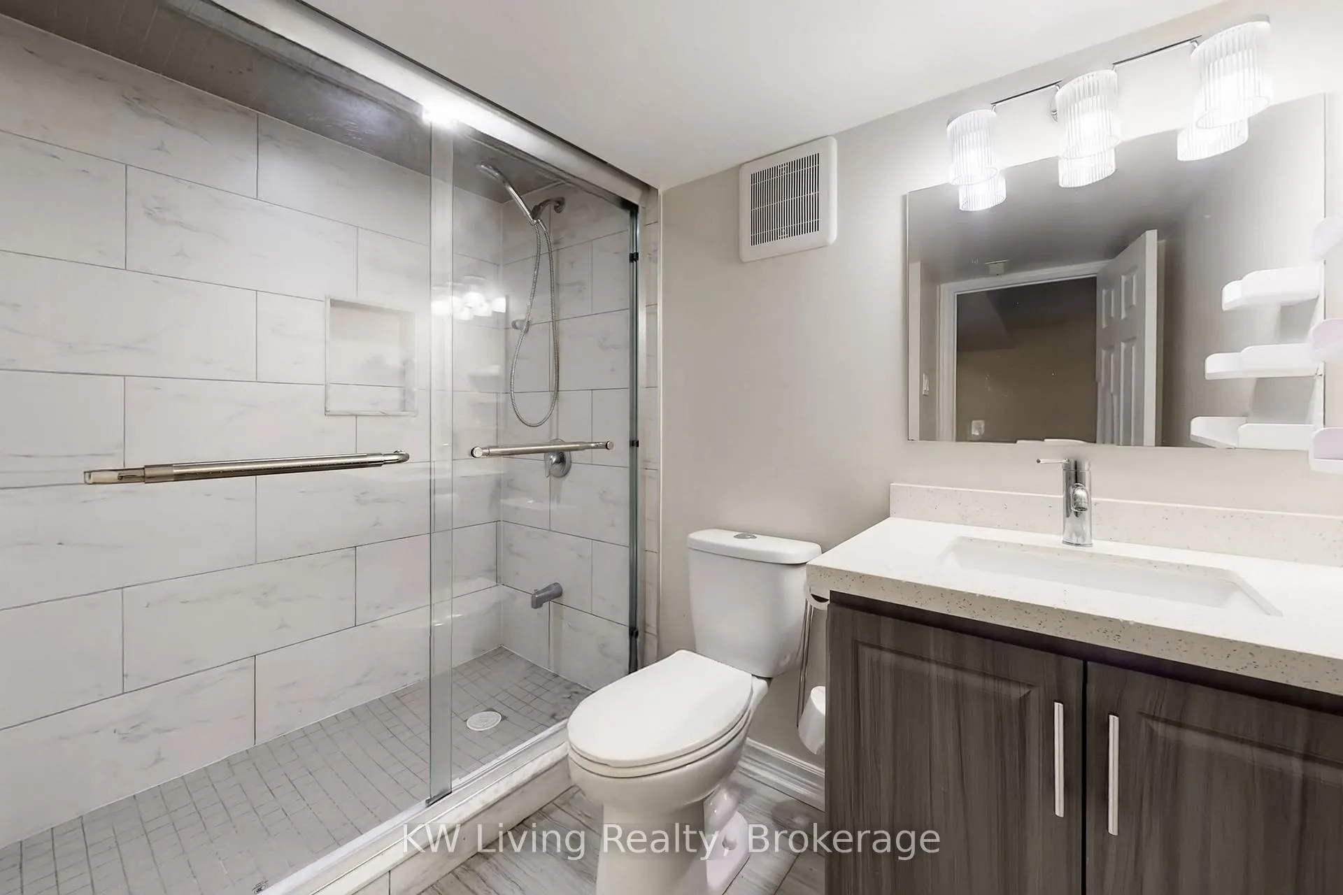 Photo 46 of 94 Silver Rose Crescent, Markham, Cachet — HOMEH