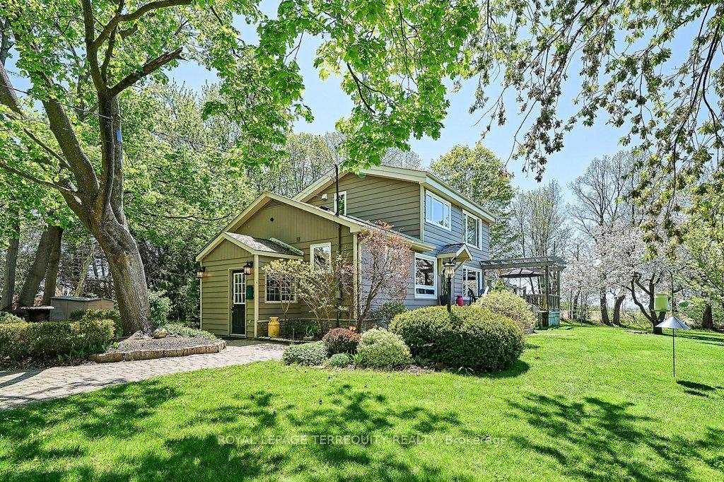 Photo 1 of 2480 Greenridge Drive, Pickering, Rural Pickering — HOMEH