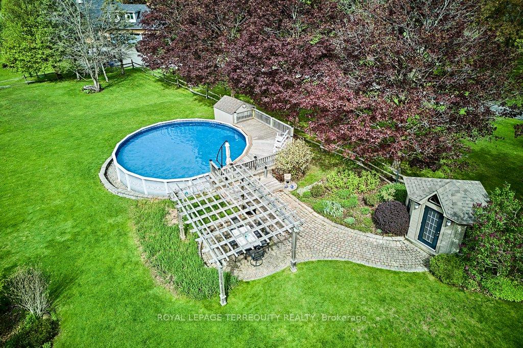 Photo 10 of 2480 Greenridge Drive, Pickering, Rural Pickering — HOMEH