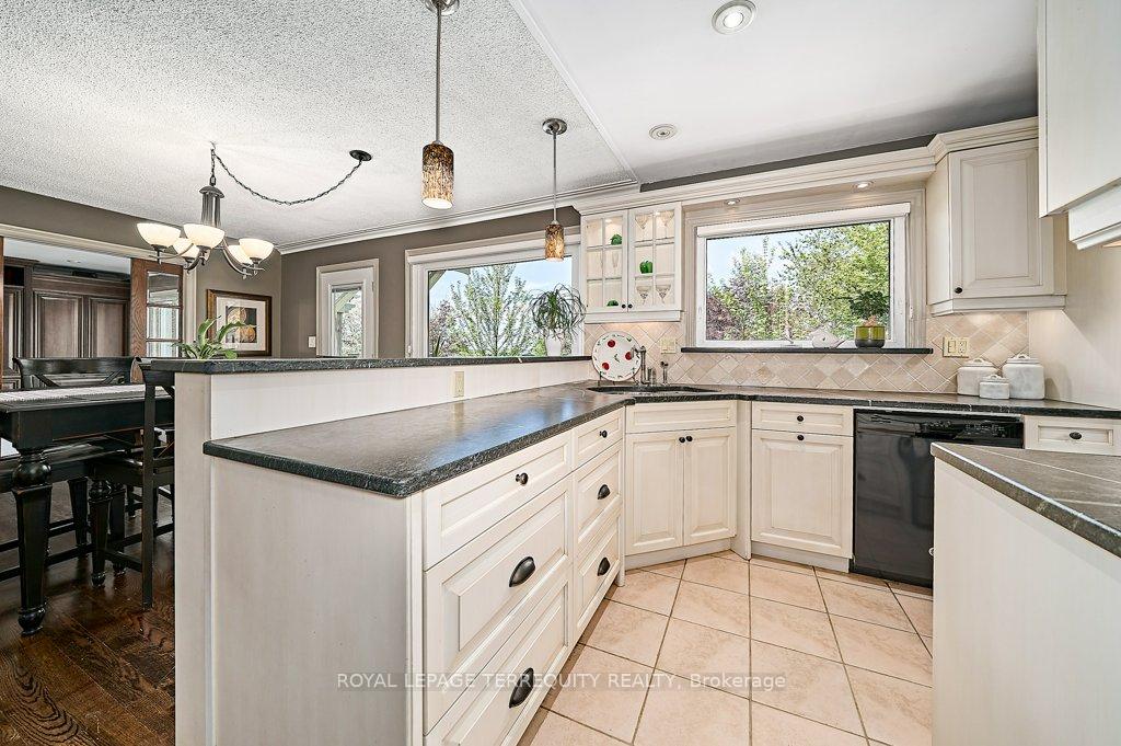 Photo 19 of 2480 Greenridge Drive, Pickering, Rural Pickering — HOMEH