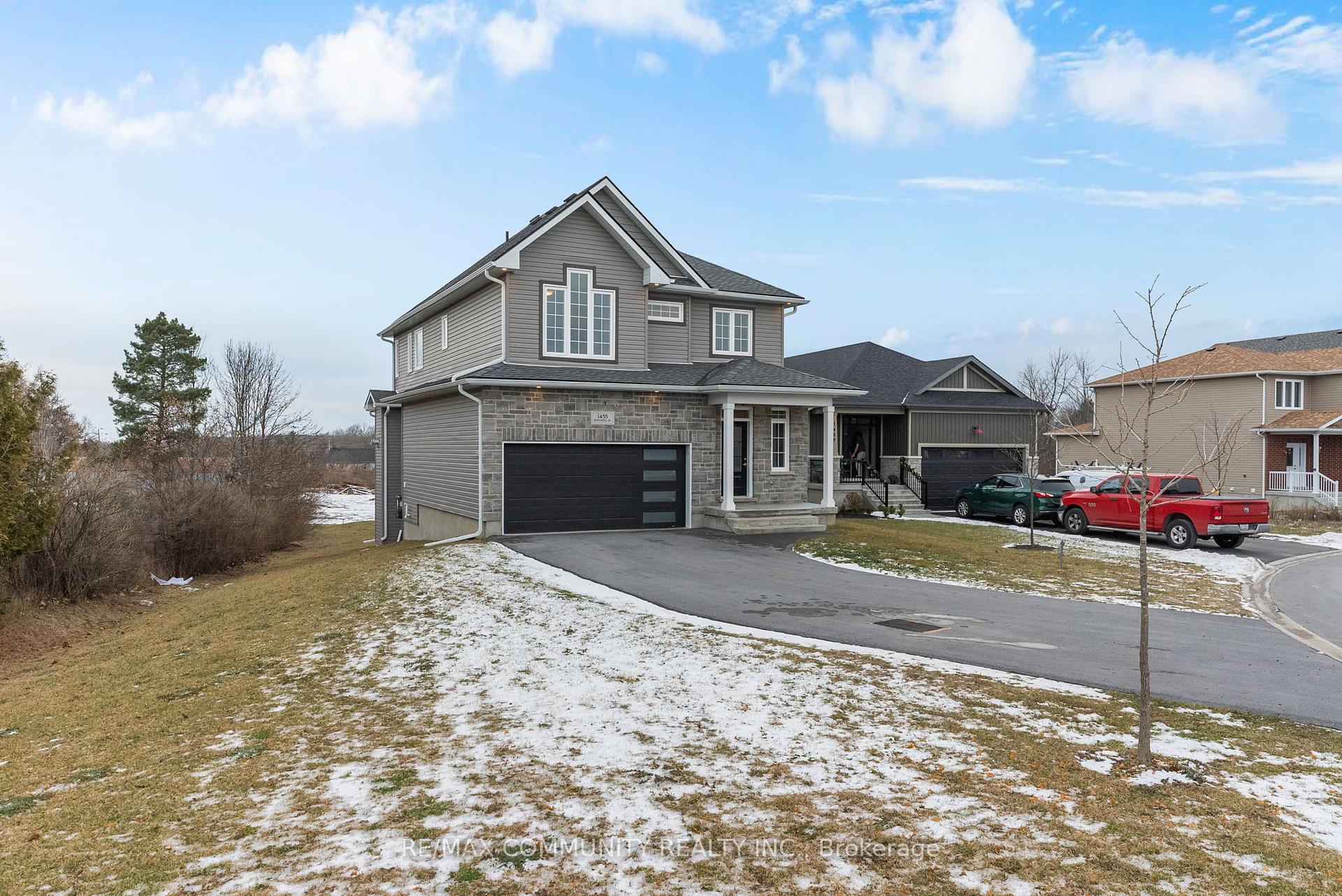 Photo 2 of 1455 Berkshire Drive, Kingston, City Northwest — HOMEH