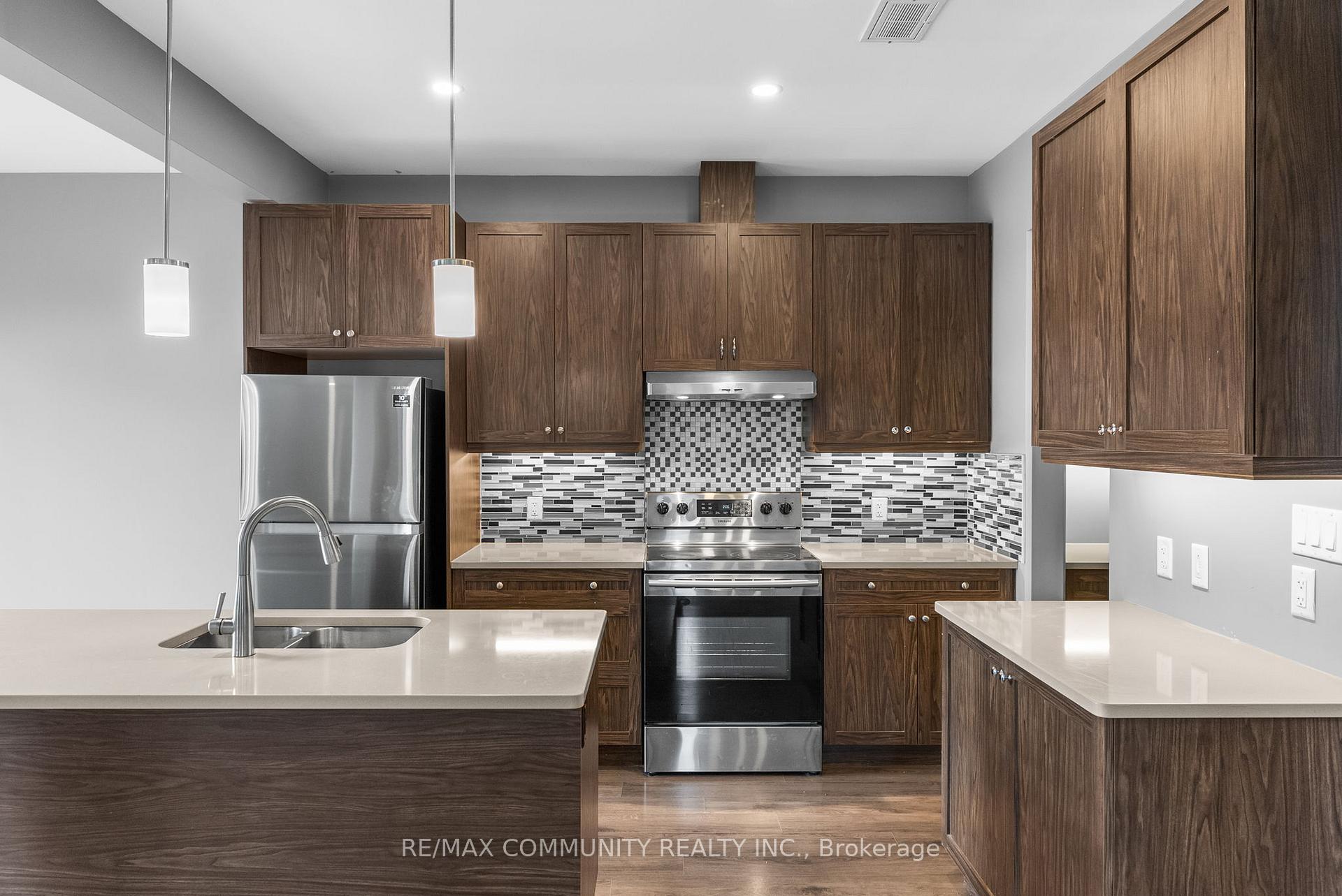 Photo 9 of 1455 Berkshire Drive, Kingston, City Northwest — HOMEH