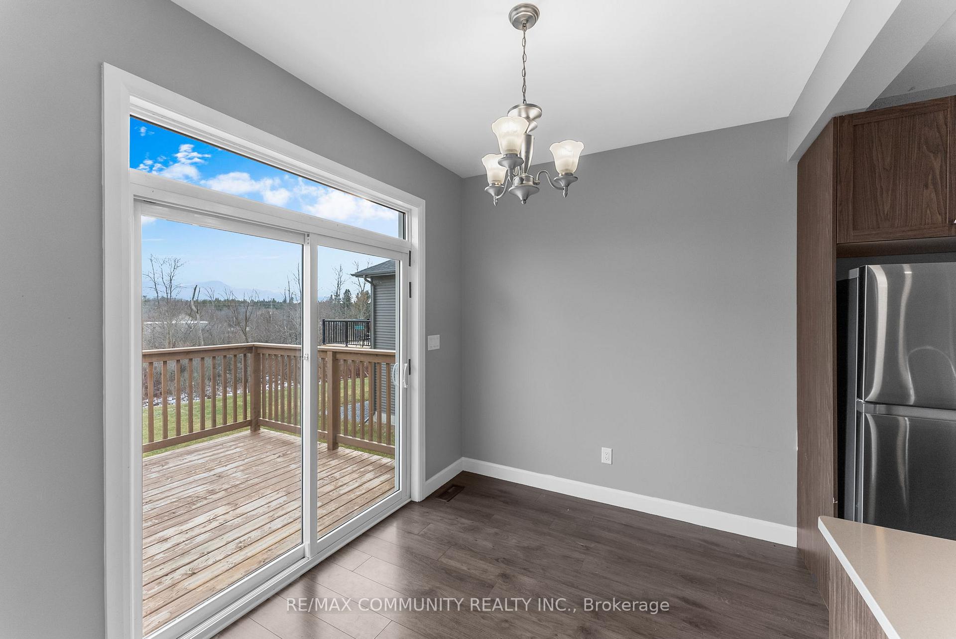Photo 12 of 1455 Berkshire Drive, Kingston, City Northwest — HOMEH