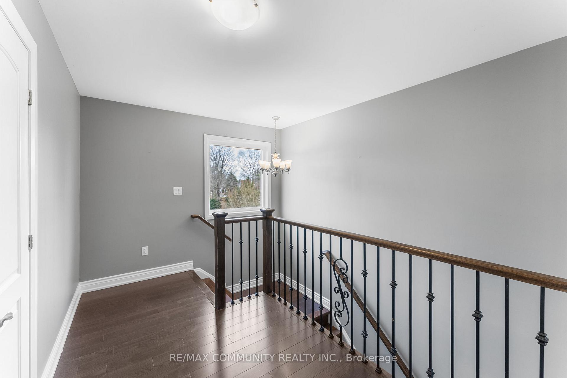Photo 16 of 1455 Berkshire Drive, Kingston, City Northwest — HOMEH