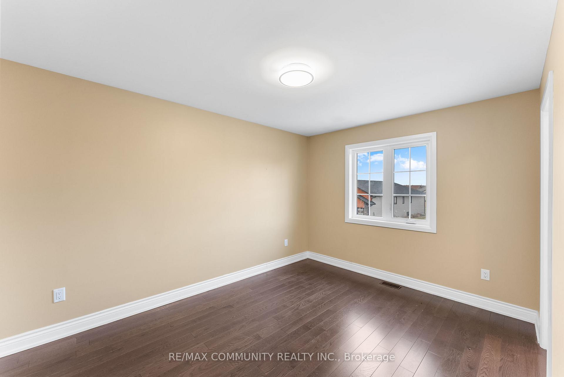 Photo 24 of 1455 Berkshire Drive, Kingston, City Northwest — HOMEH