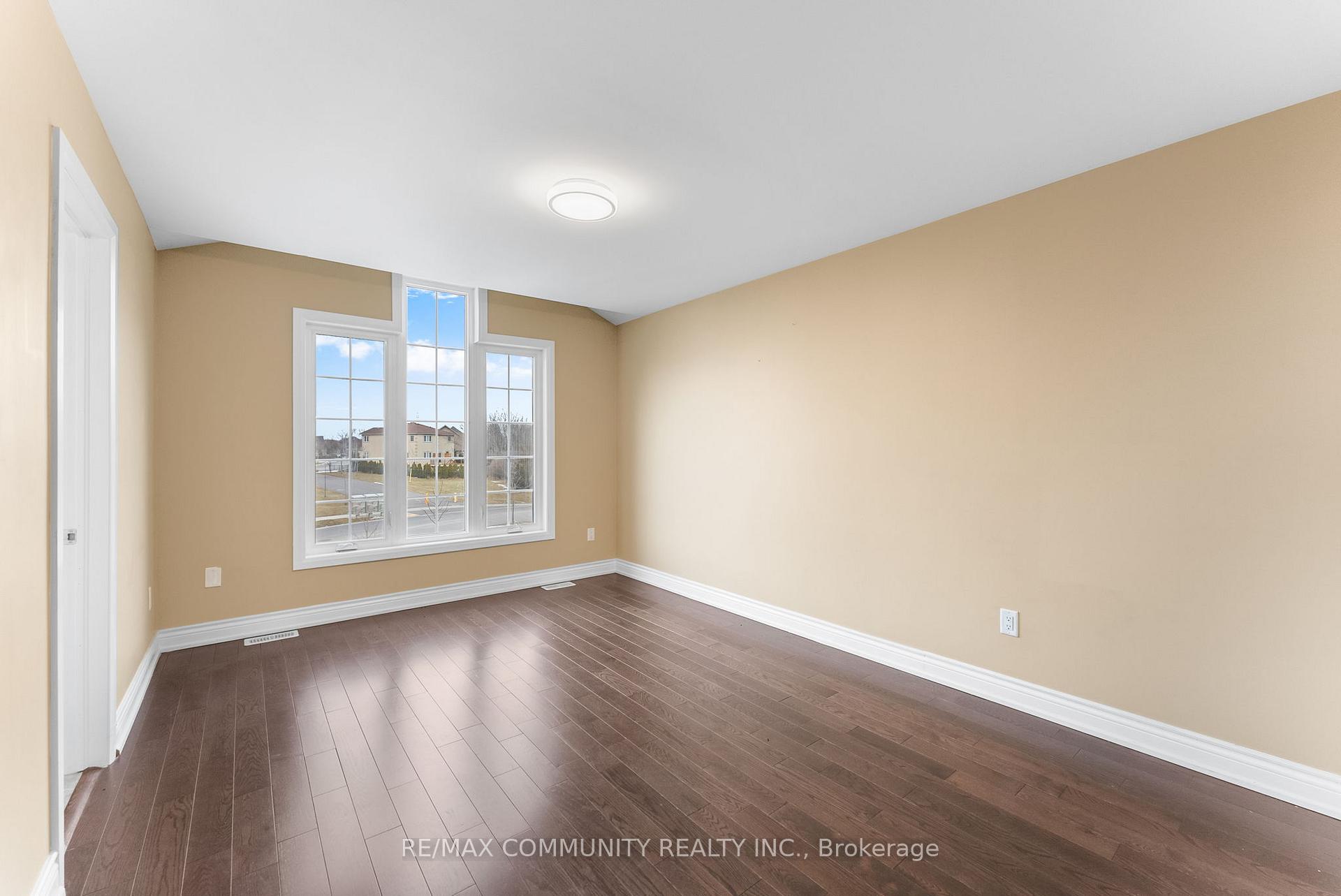 Photo 28 of 1455 Berkshire Drive, Kingston, City Northwest — HOMEH