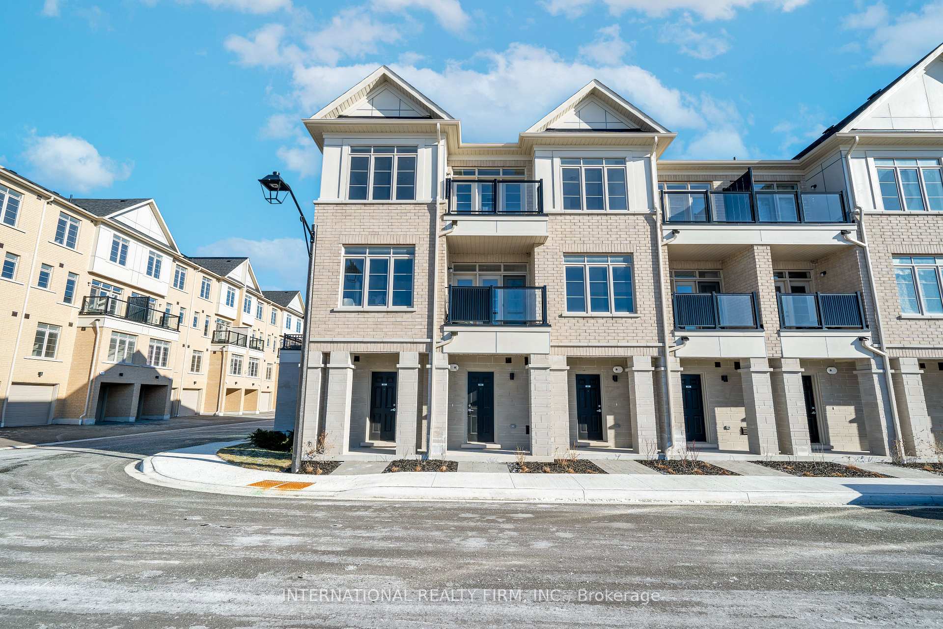 Photo 1 of Unit 802, 1655 Palmers Sawmill Road, Pickering, Duffin Heights — HOMEH