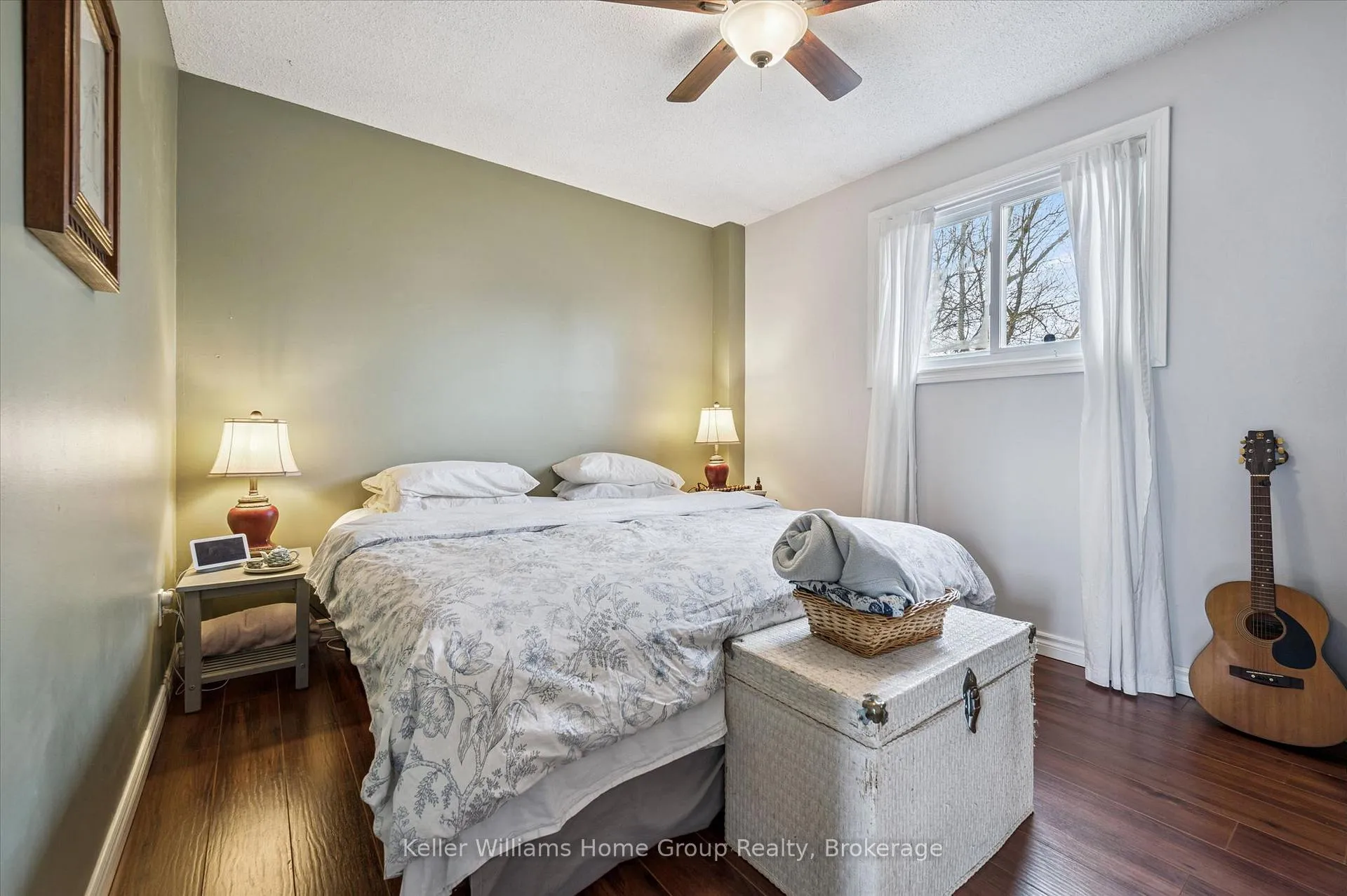 Photo 22 of 856 Gzowski Street, Centre Wellington, Fergus — HOMEH
