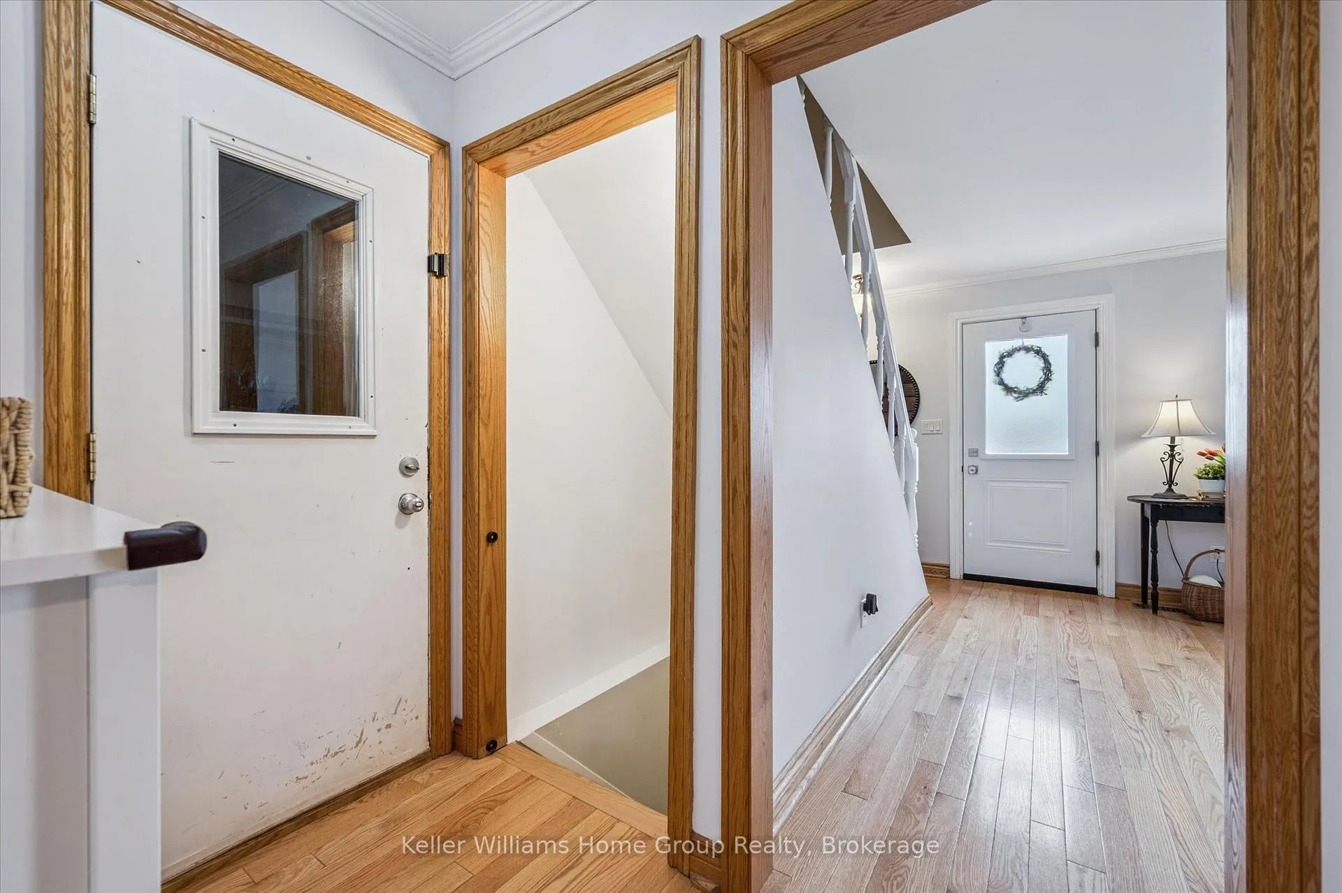Photo 23 of 856 Gzowski Street, Centre Wellington, Fergus — HOMEH