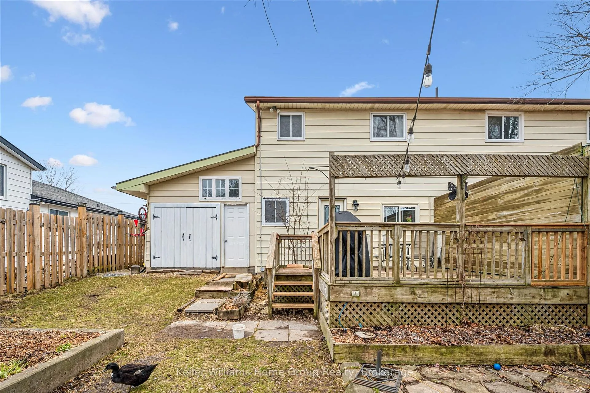 Photo 33 of 856 Gzowski Street, Centre Wellington, Fergus — HOMEH