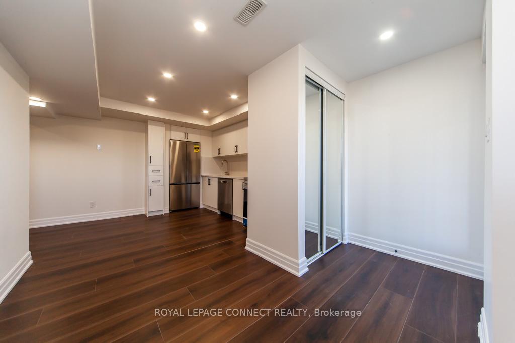 Photo 4 of 2412 Moonlight Crescent, Pickering, Rural Pickering — HOMEH