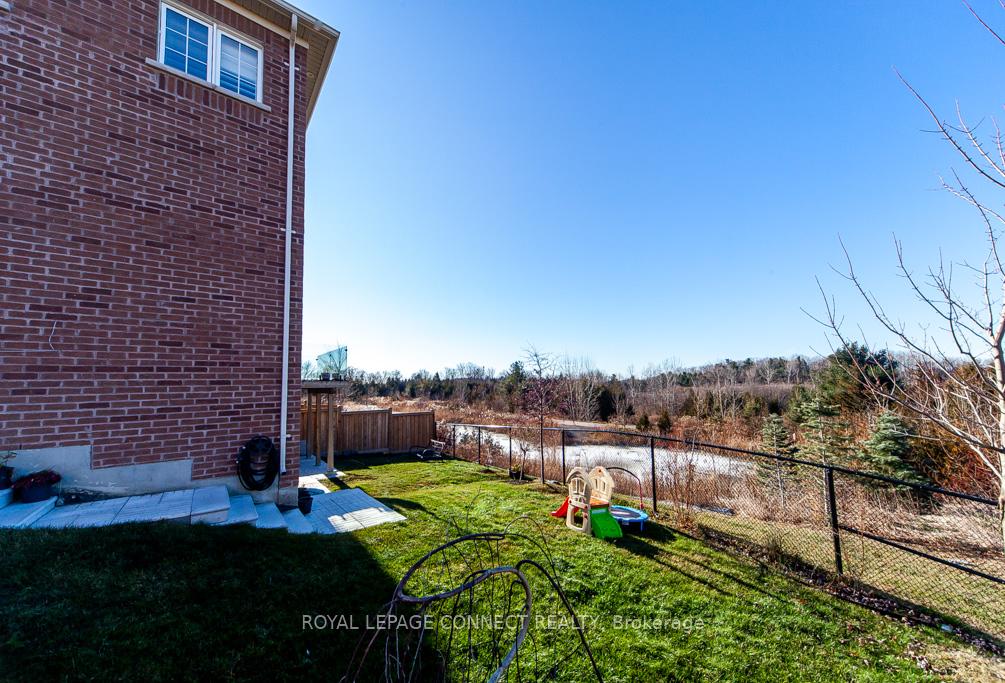Photo 18 of 2412 Moonlight Crescent, Pickering, Rural Pickering — HOMEH