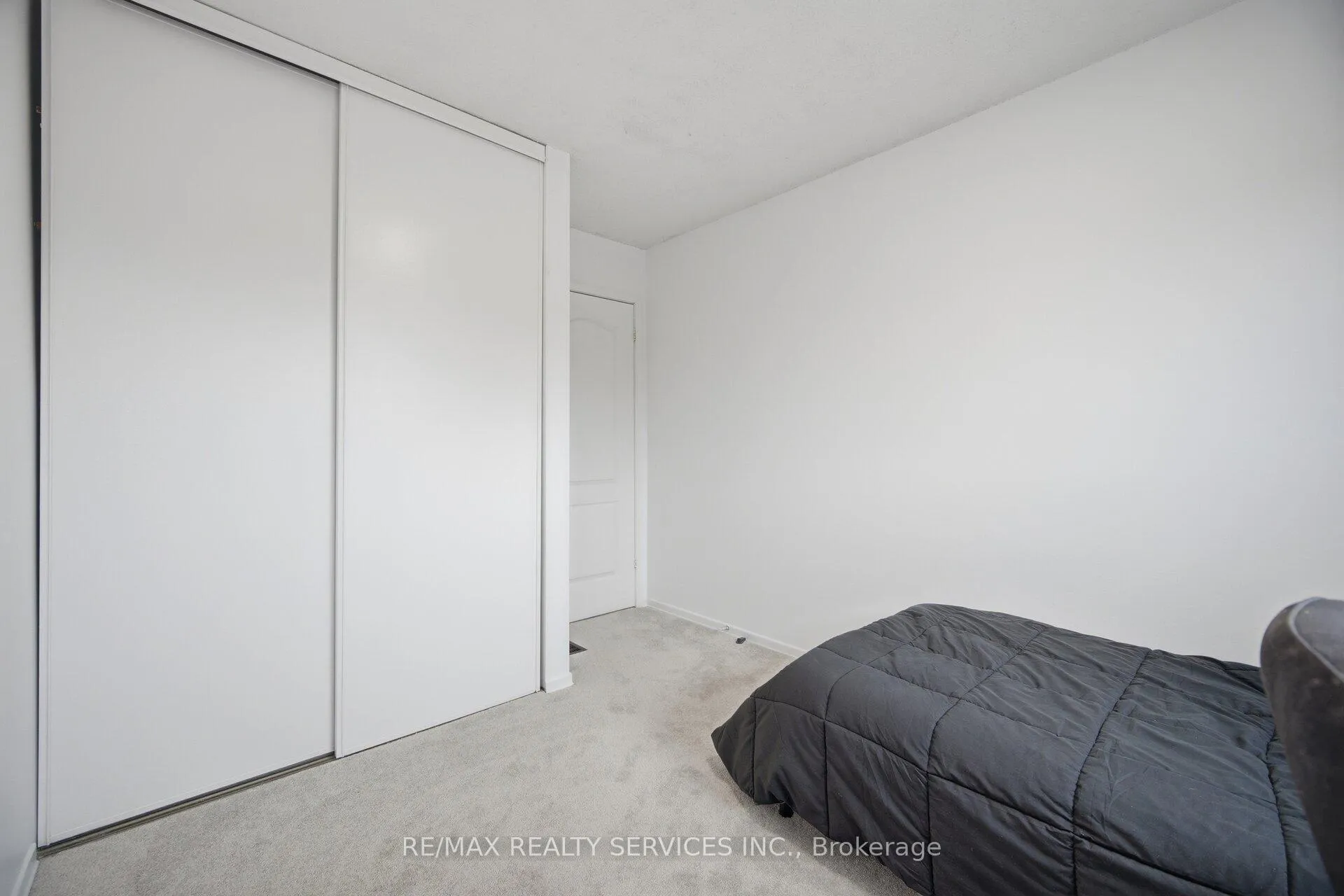Photo 30 of Unit 27, 27 Dawson Crescent, Brampton, Brampton North — HOMEH