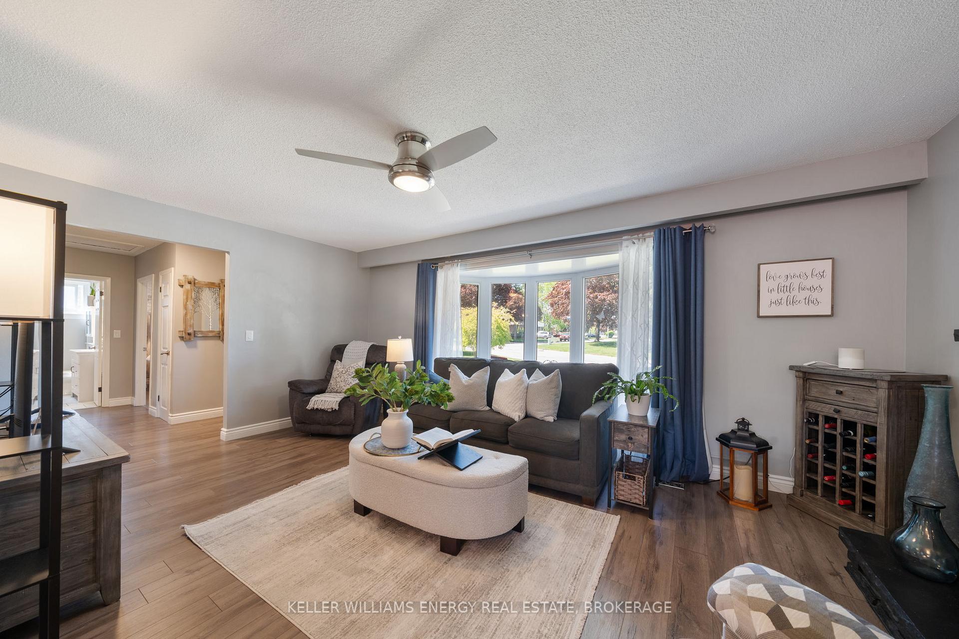 Photo 8 of 959 Denise Drive, Oshawa, Donevan — HOMEH