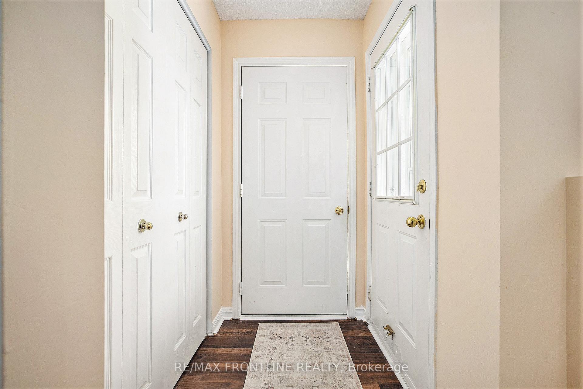 Photo 12 of 805 Eighth Street, Renfrew — HOMEH