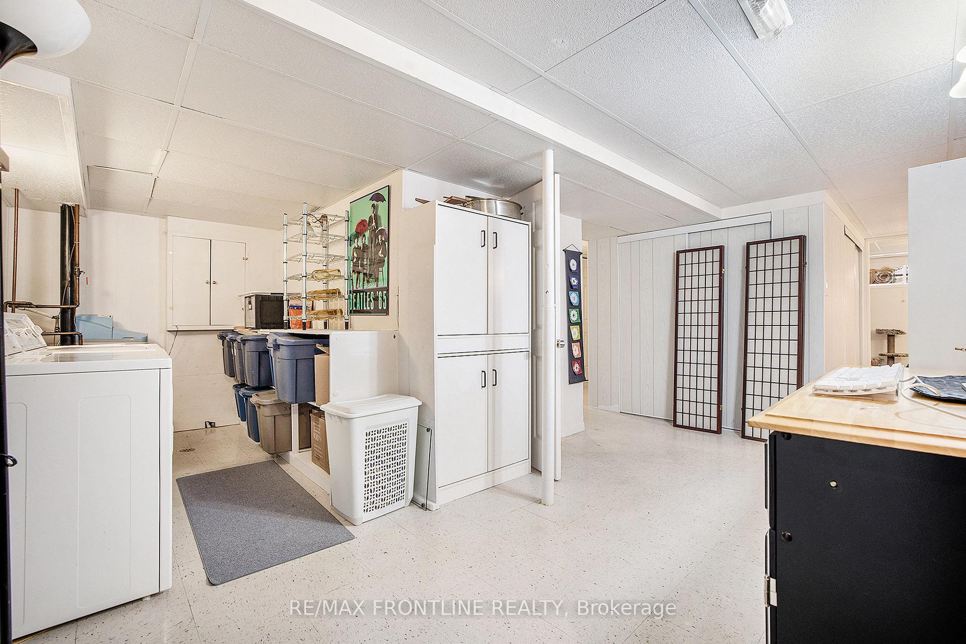 Photo 22 of 805 Eighth Street, Renfrew — HOMEH