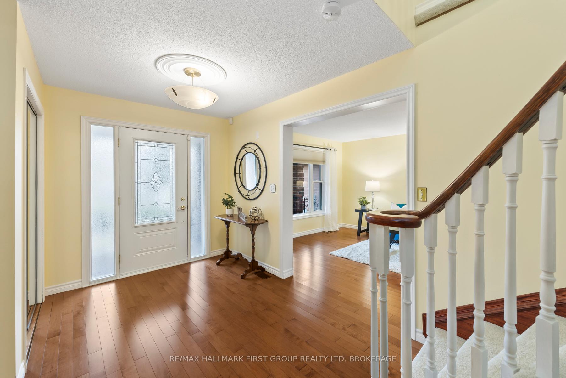 Photo 4 of 913 Ambleside Crescent, Kingston, North of Taylor-Kidd Blvd — HOMEH