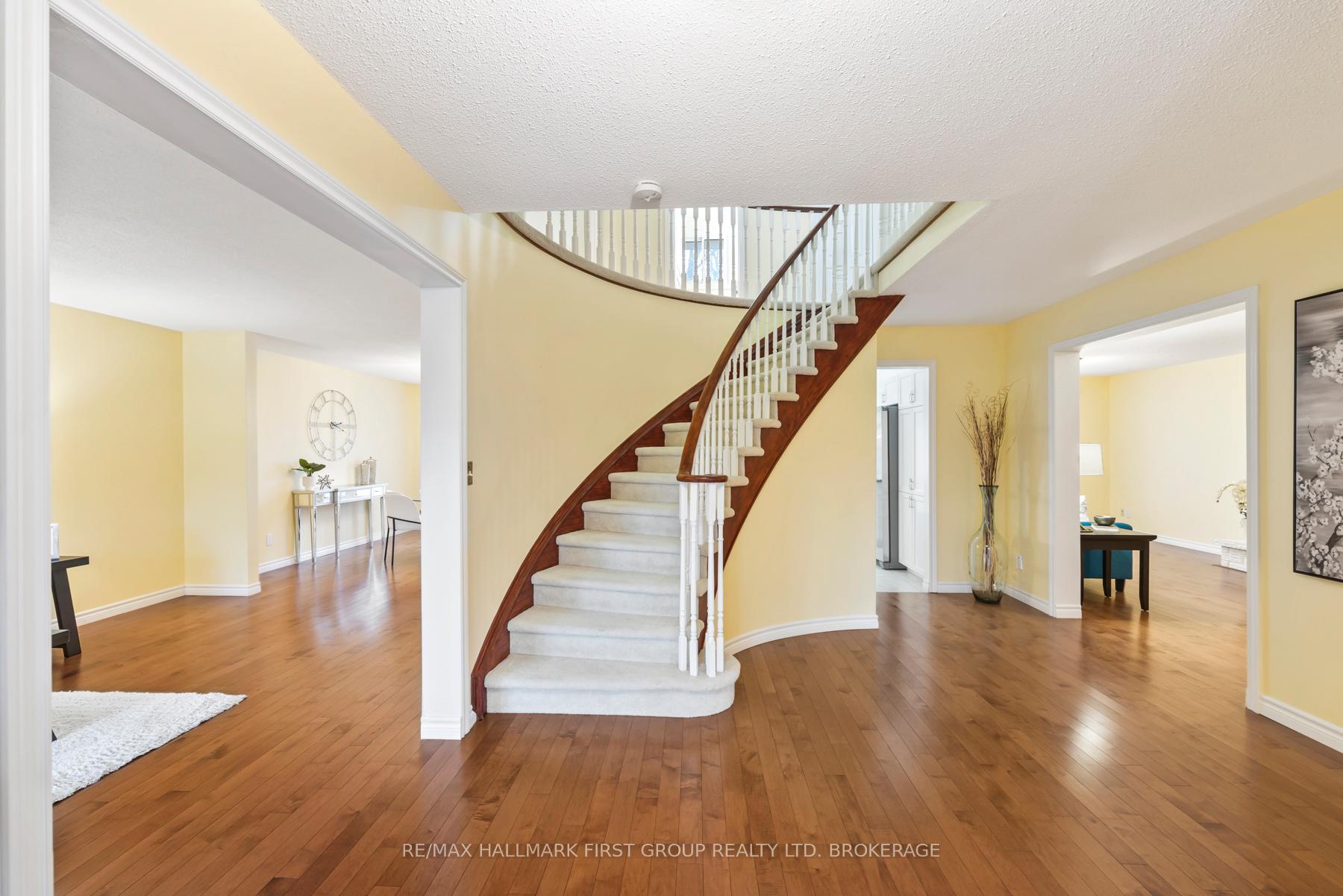 Photo 5 of 913 Ambleside Crescent, Kingston, North of Taylor-Kidd Blvd — HOMEH