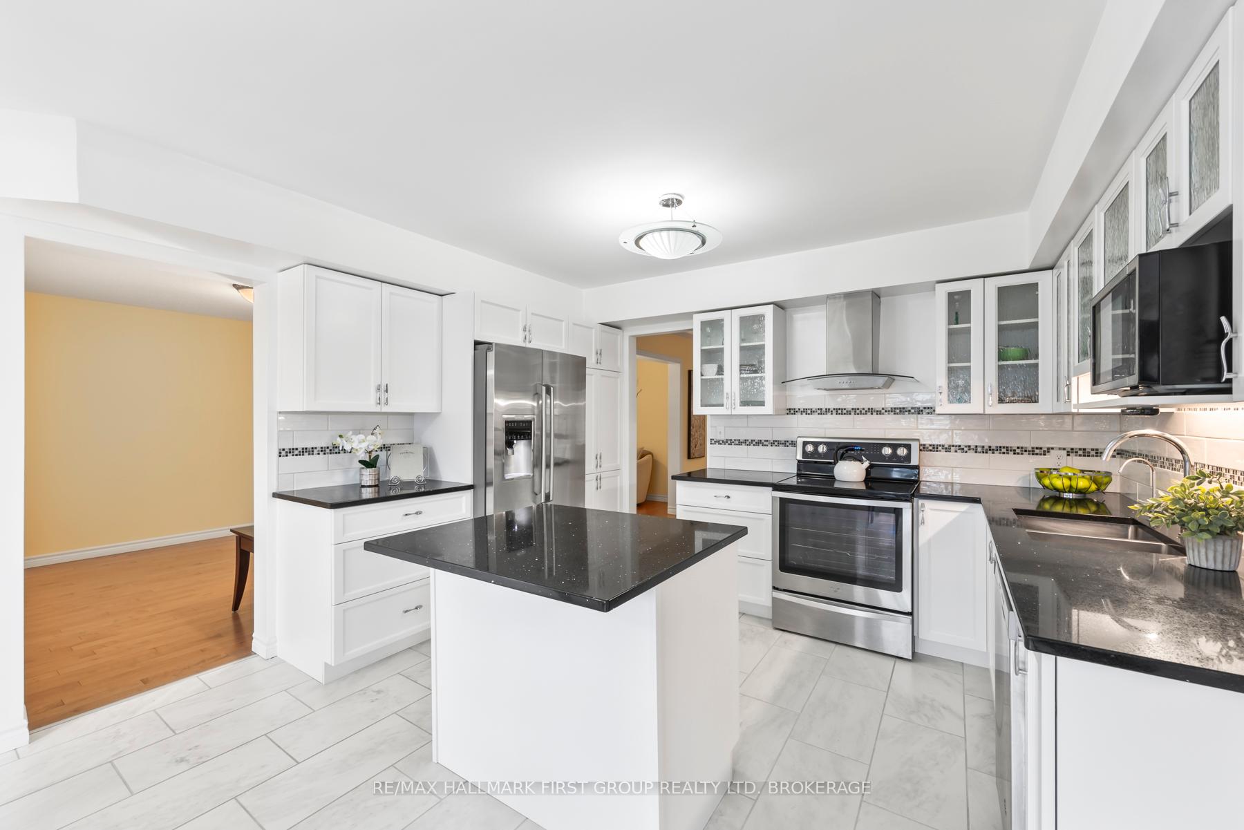 Photo 11 of 913 Ambleside Crescent, Kingston, North of Taylor-Kidd Blvd — HOMEH