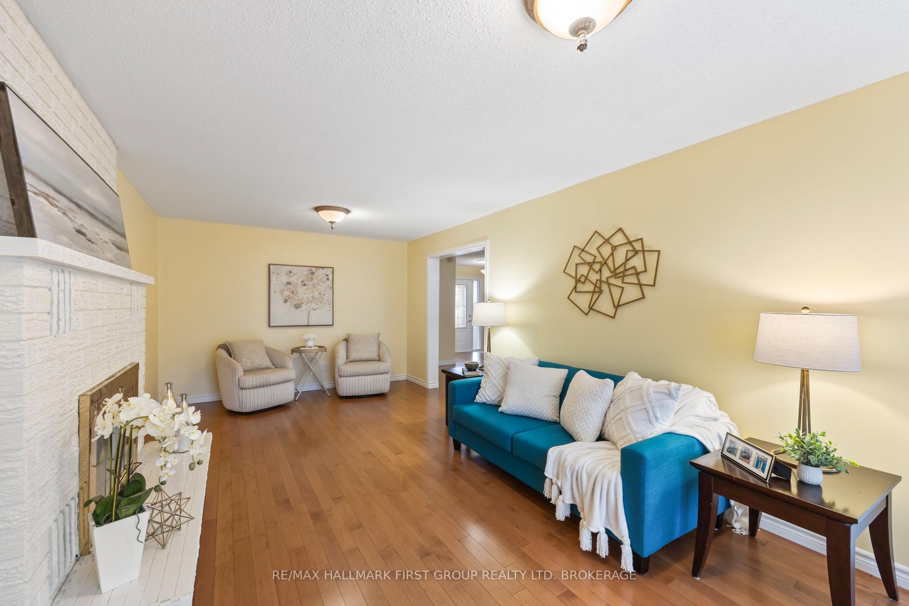 Photo 14 of 913 Ambleside Crescent, Kingston, North of Taylor-Kidd Blvd — HOMEH